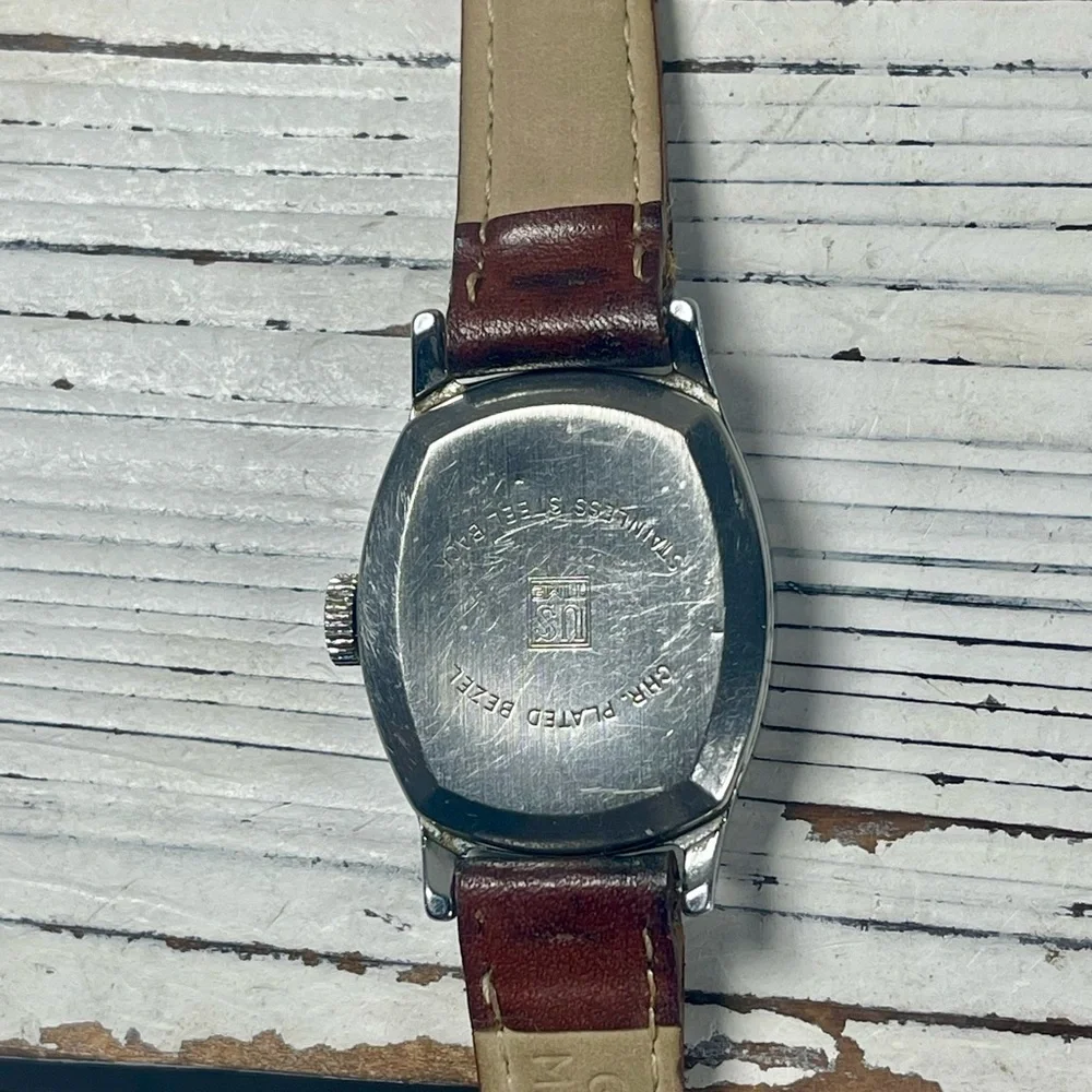 WORKING Vintage Ingersoll Mickey Mouse Watch USA Unisex Hand‎ Wind Disney